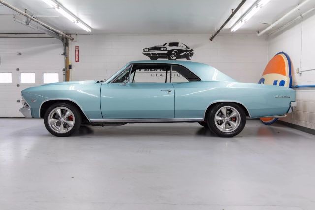 Chevrolet-Malibu-1966-Coupe-19
