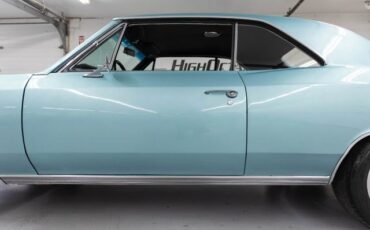 Chevrolet-Malibu-1966-Coupe-24