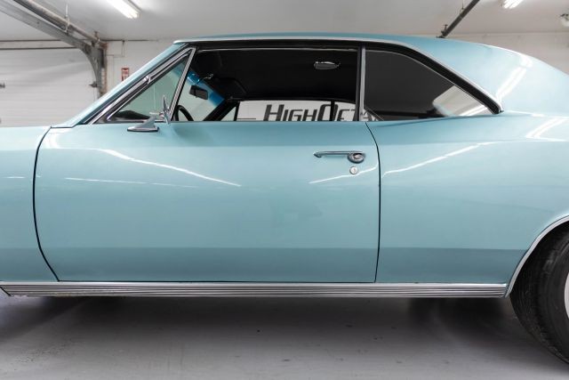 Chevrolet-Malibu-1966-Coupe-24