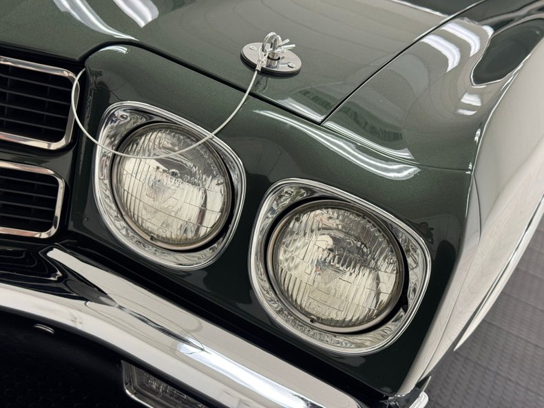 Chevrolet-Malibu-1970-Fathom-Green-Black-12