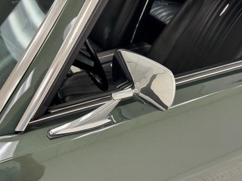 Chevrolet-Malibu-1970-Fathom-Green-Black-17