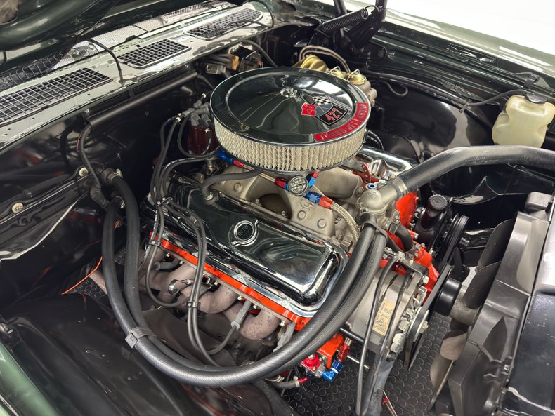 Chevrolet-Malibu-1970-Fathom-Green-Black-22