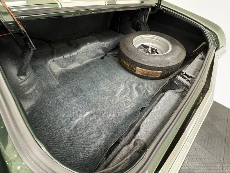 Chevrolet-Malibu-1970-Fathom-Green-Black-27