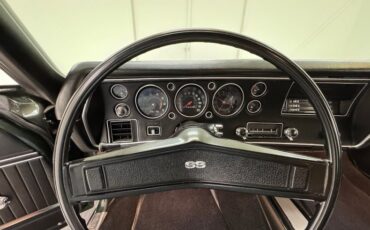 Chevrolet-Malibu-1970-Fathom-Green-Black-36
