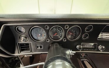Chevrolet-Malibu-1970-Fathom-Green-Black-37