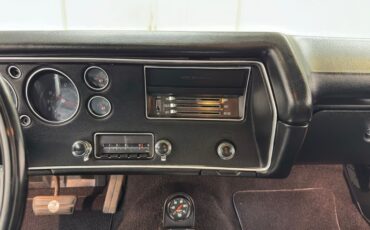 Chevrolet-Malibu-1970-Fathom-Green-Black-39