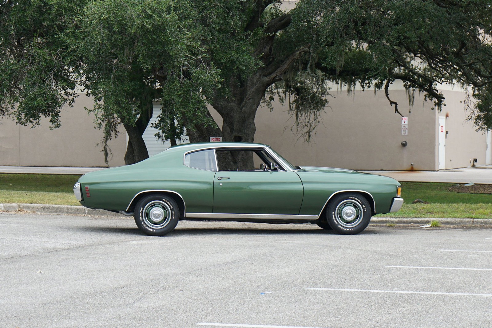Chevrolet-Malibu-1972-Coupe-11