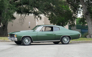Chevrolet-Malibu-1972-Coupe-2