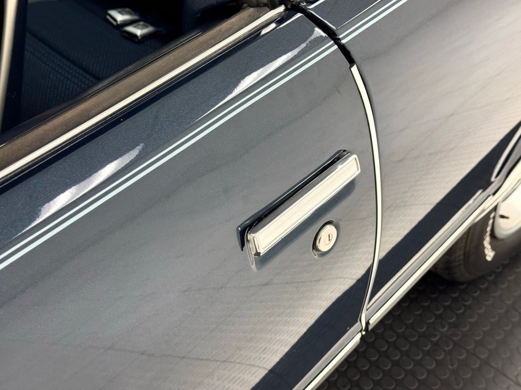 Chevrolet-Malibu-1980-Hardtop-13