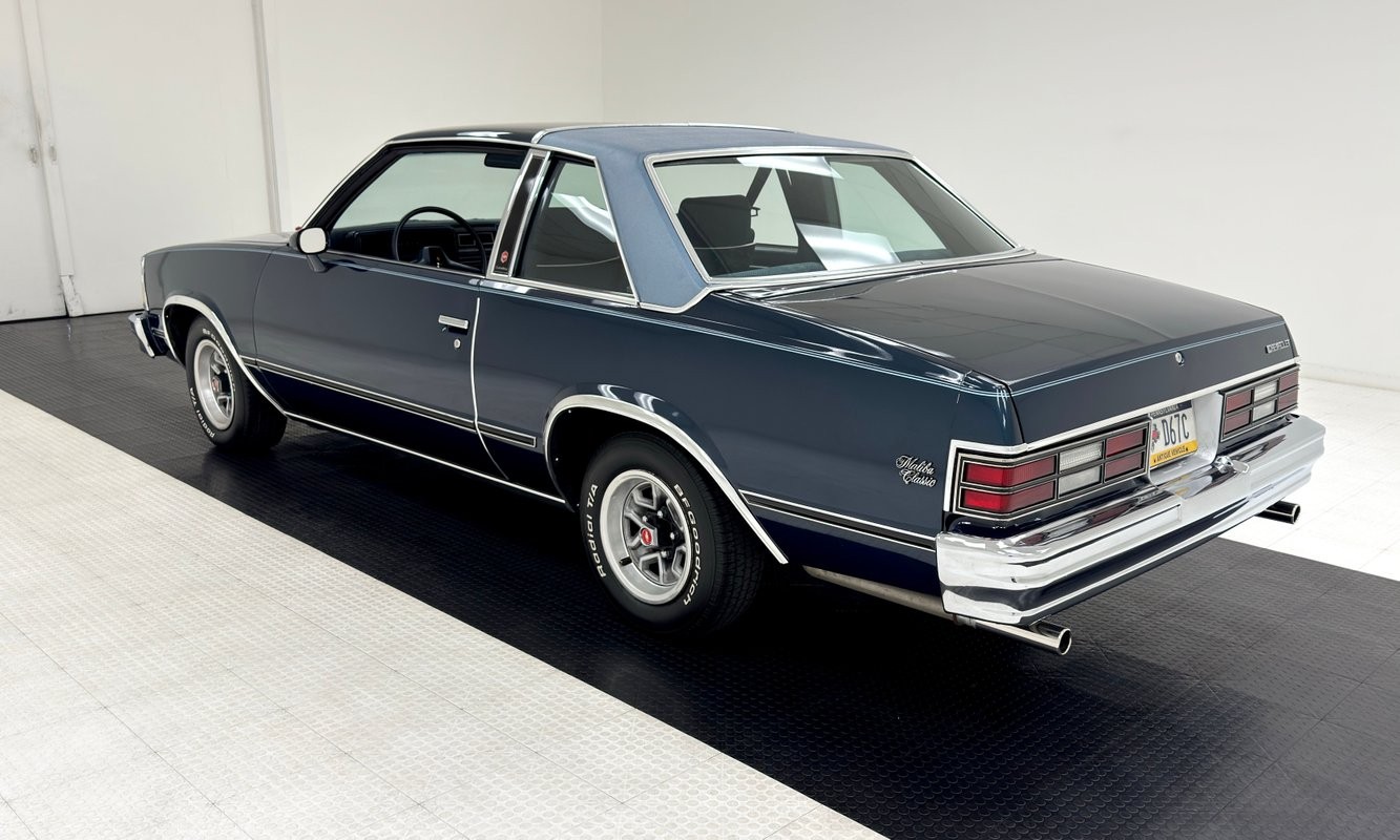 Chevrolet-Malibu-1980-Hardtop-2