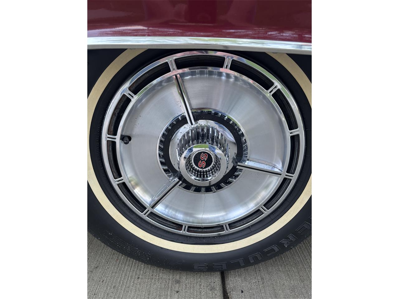 Chevrolet-Malibu-ss-1964-Ember-Red-Black-15