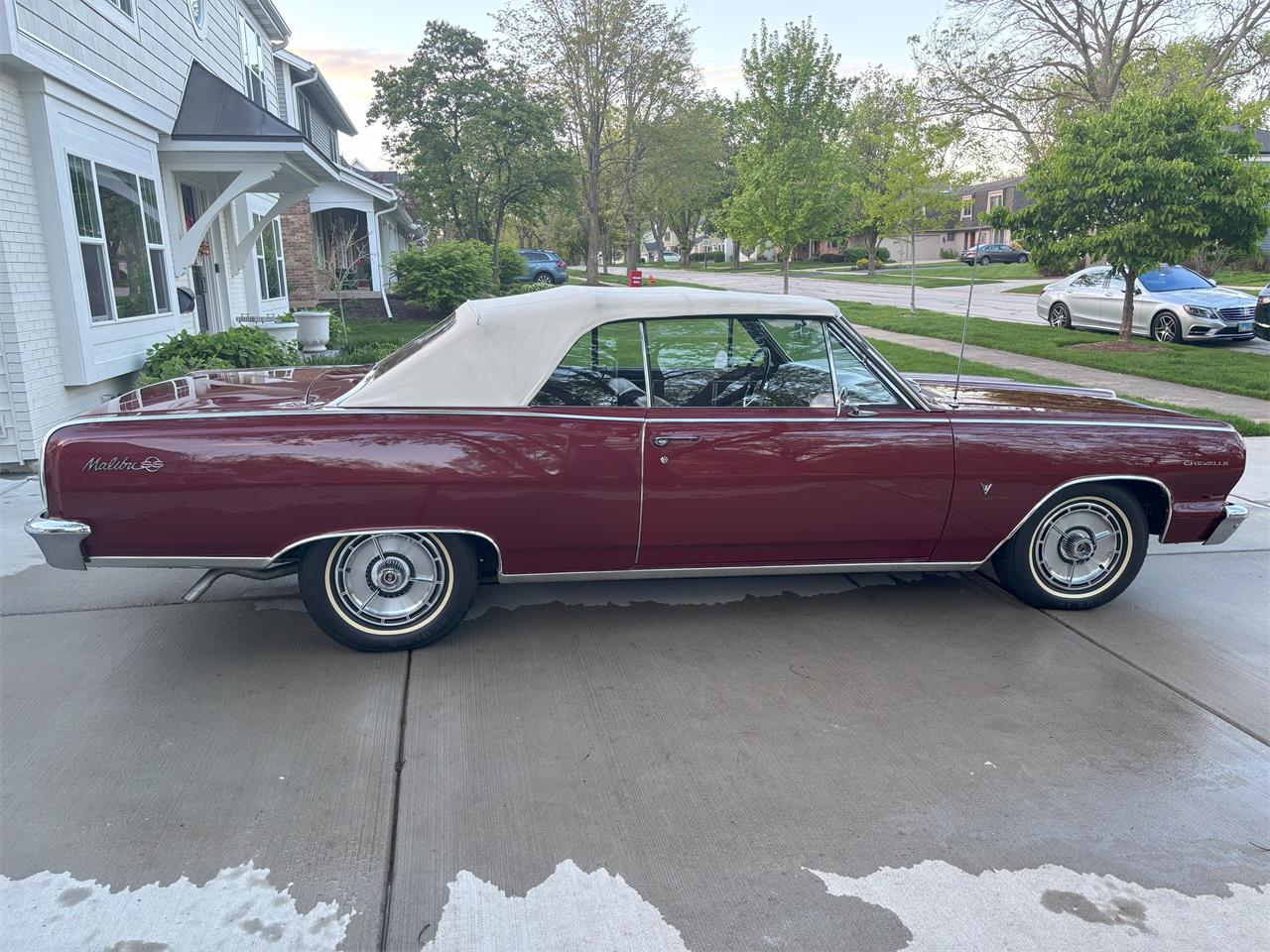 Chevrolet-Malibu-ss-1964-Ember-Red-Black-18