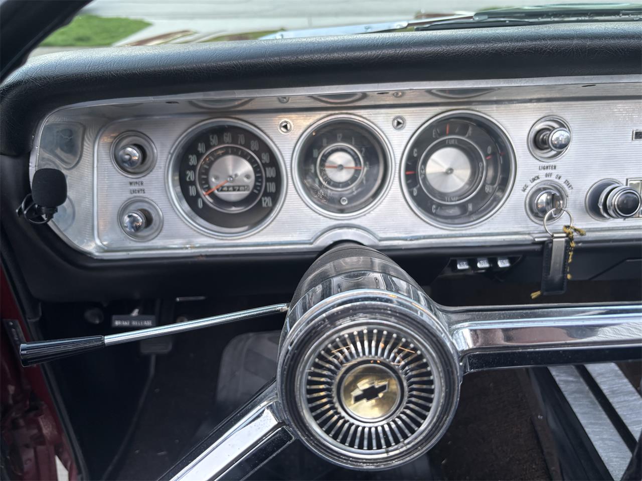 Chevrolet-Malibu-ss-1964-Ember-Red-Black-24