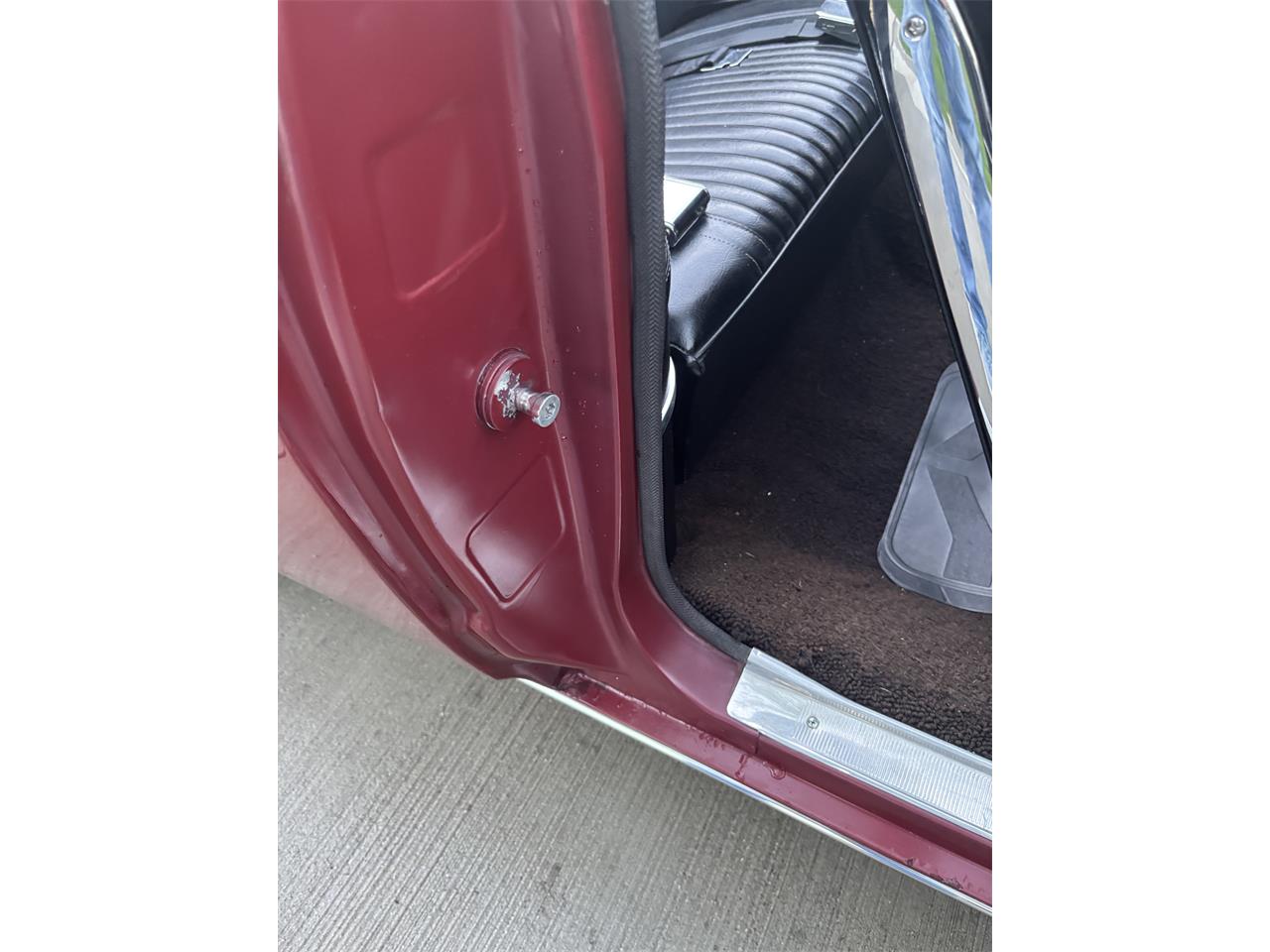Chevrolet-Malibu-ss-1964-Ember-Red-Black-32