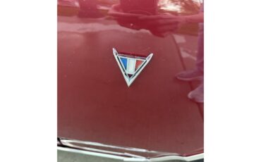 Chevrolet-Malibu-ss-1964-Ember-Red-Black-36
