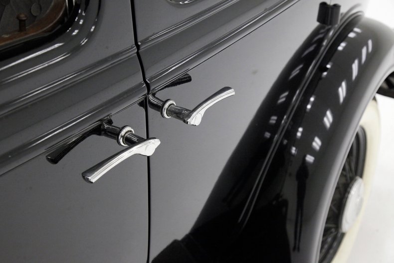 Chevrolet-Master-1933-Black-Gray-5