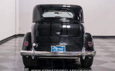 Chevrolet-Master-1935-Black-Beige-18