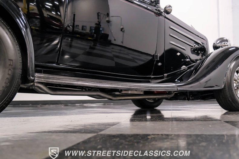Chevrolet-Master-1935-Black-Beige-32