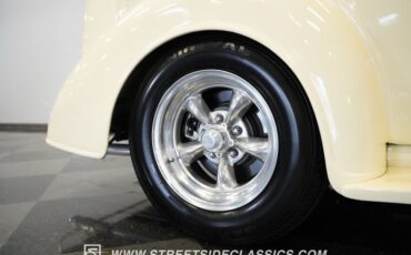 Chevrolet-Master-1936-Cream-Black-13