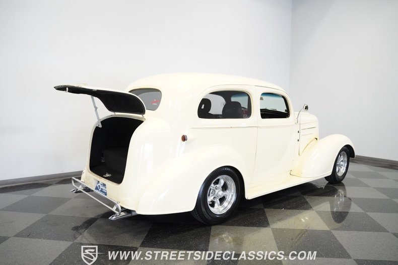 Chevrolet-Master-1936-Cream-Black-26