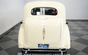 Chevrolet-Master-1936-Cream-Black-30