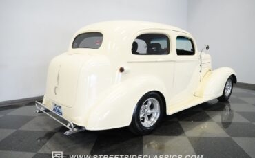 Chevrolet-Master-1936-Cream-Black-33