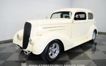 Chevrolet-Master-1936-Cream-Black-4