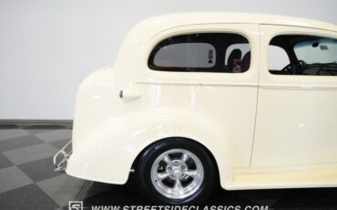 Chevrolet-Master-1936-Cream-Black-40