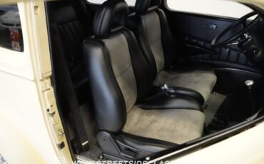 Chevrolet-Master-1936-Cream-Black-42