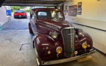 Chevrolet-Master-1937-Burgundy-Beige-2
