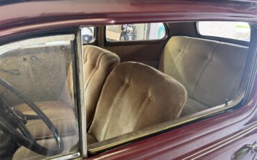 Chevrolet-Master-1937-Burgundy-Beige-25
