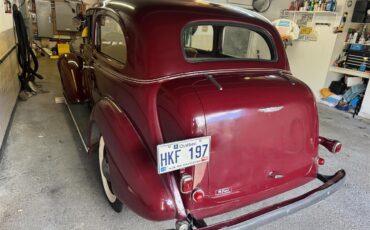 Chevrolet-Master-1937-Burgundy-Beige-6