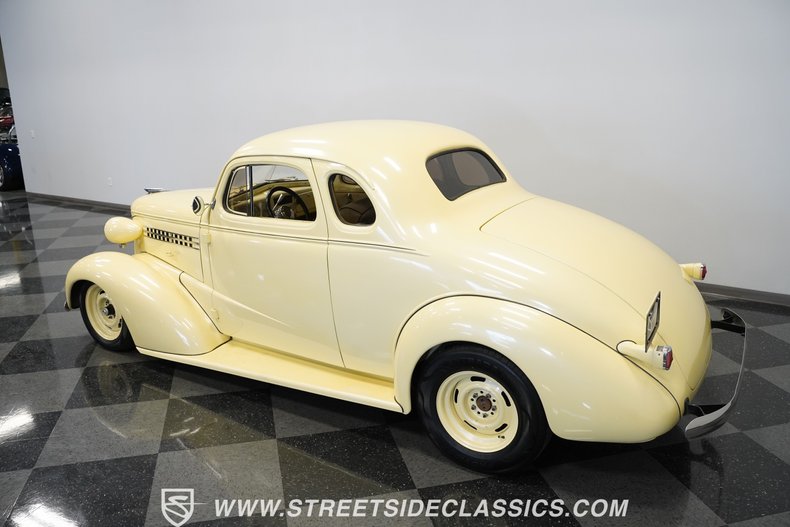Chevrolet-Master-1938-Butternut-Yellow-Tan-10