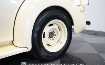 Chevrolet-Master-1938-Butternut-Yellow-Tan-11