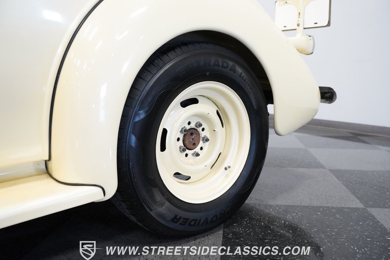 Chevrolet-Master-1938-Butternut-Yellow-Tan-11