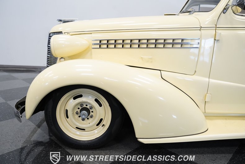Chevrolet-Master-1938-Butternut-Yellow-Tan-12