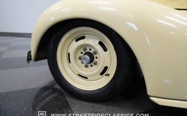 Chevrolet-Master-1938-Butternut-Yellow-Tan-13
