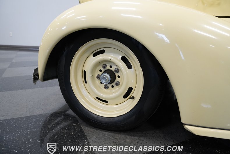 Chevrolet-Master-1938-Butternut-Yellow-Tan-13