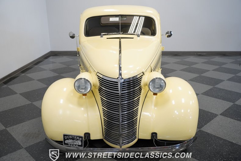 Chevrolet-Master-1938-Butternut-Yellow-Tan-3