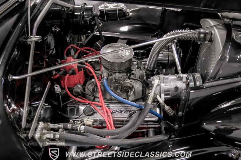 Chevrolet-Master-deluxe-1937-Black-Metallic-Black-1