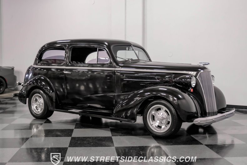 Chevrolet-Master-deluxe-1937-Black-Metallic-Black-24