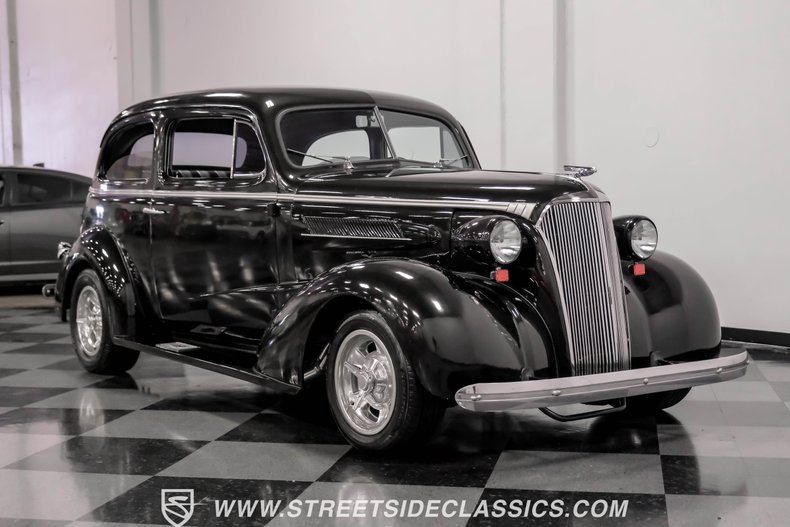 Chevrolet-Master-deluxe-1937-Black-Metallic-Black-25
