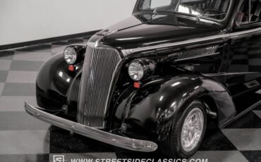 Chevrolet-Master-deluxe-1937-Black-Metallic-Black-28