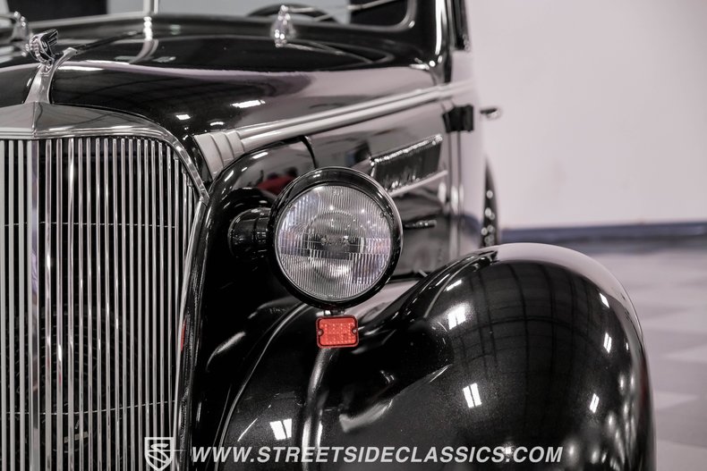 Chevrolet-Master-deluxe-1937-Black-Metallic-Black-29