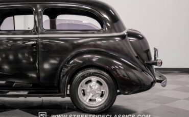 Chevrolet-Master-deluxe-1937-Black-Metallic-Black-32