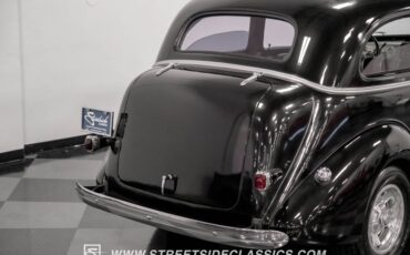 Chevrolet-Master-deluxe-1937-Black-Metallic-Black-34