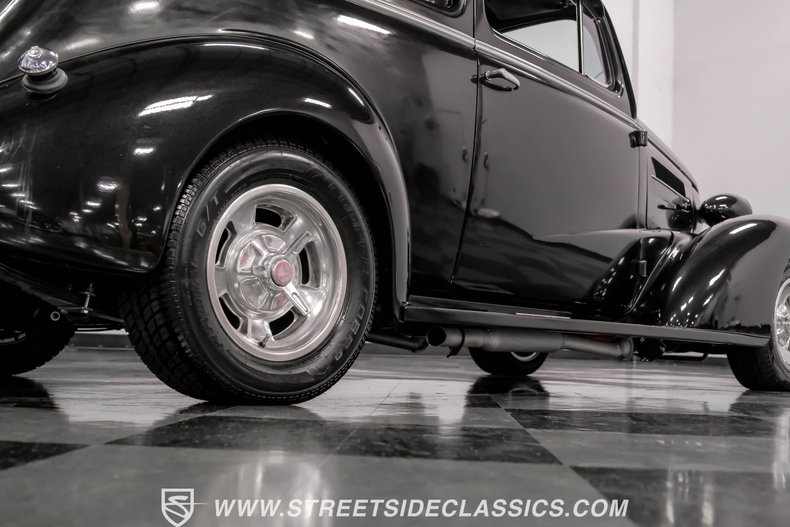 Chevrolet-Master-deluxe-1937-Black-Metallic-Black-37