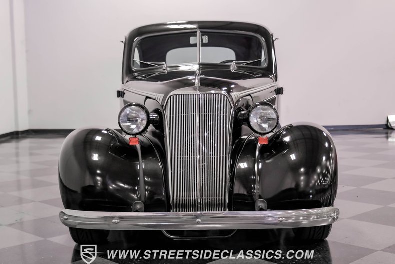 Chevrolet-Master-deluxe-1937-Black-Metallic-Black-7