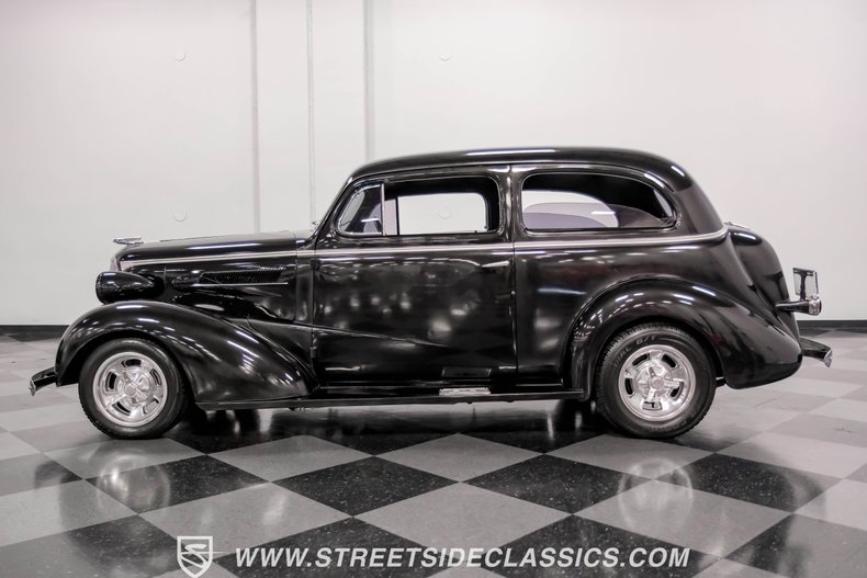 Chevrolet-Master-deluxe-1937-Black-Metallic-Black