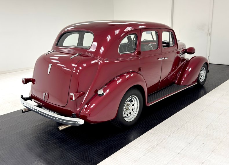 Chevrolet-Master-deluxe-1938-Ruby-Red-Metallic-Gray-12